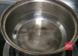 金枪鱼紫菜蛋花汤的做法图解1