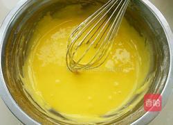 戚风奶油蛋糕卷的做法图解4