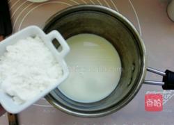 牛奶椰汁糕的做法图解2