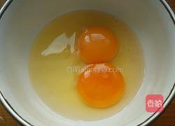 煎土鸡蛋韭菜的做法图解2