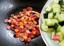 广式香肠炒饭的做法图解5