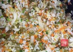 酸菜炒花饭的做法图解8