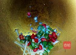 酸菜鱼片汤的做法图解5