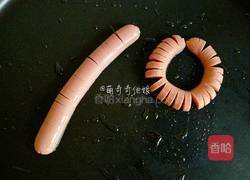 太阳花火腿煎蛋的做法图解5