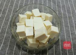 鸭血烩豆腐的做法图解1