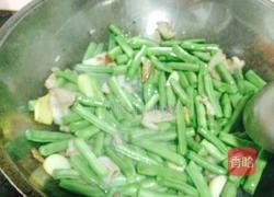 五花肉焖豆角的做法图解5