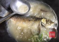 野生鲫鱼汤的做法图解9