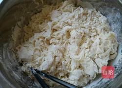 香菇猪肉馅包子的做法图解2