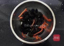 香菜木耳的做法图解4