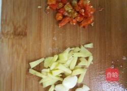 棒棒鱼烧腌菜的做法图解3