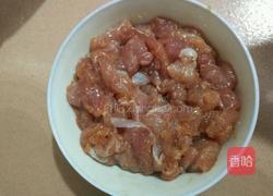 木瓜炒肉片的做法图解2