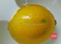 止咳圣品柠檬蜜炼的做法图解2