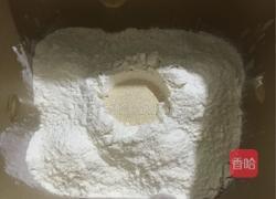 椰蓉面包的做法图解3