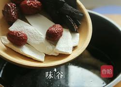 灵芝炖鸡的做法图解4