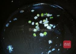 黑木耳秋葵炒鸡蛋的做法图解4