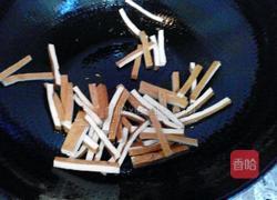 蒜薹炒豆干的做法图解5