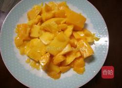 芒果牛奶冰淇淋的做法图解2