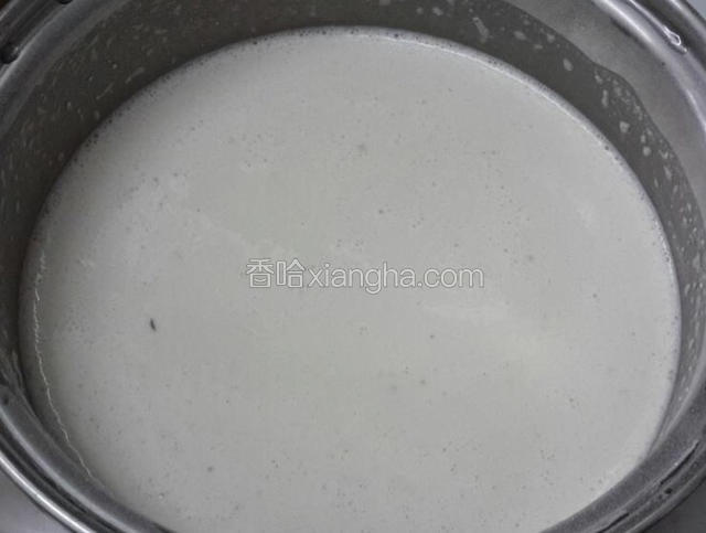 600ml水加马蹄粉搅拌成糊