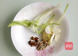 大骨汤的做法图解3