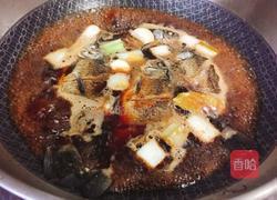 葱烧鲫鱼的做法图解4