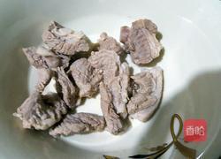 排骨玉米萝卜煲仔饭的做法图解3