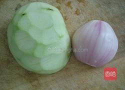 茄子拌面的做法图解1