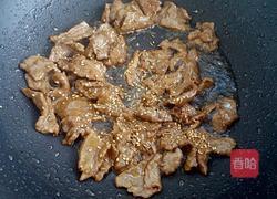 孜然嫩牛肉的做法图解5