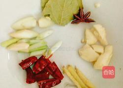 焖鸡爪的做法图解1