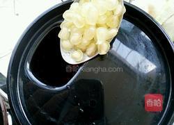 果汁牛奶的做法图解3