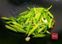 青炒芦笋的做法图解9