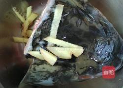 焖鱼头的做法图解1