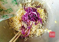 蛋炒方便面的做法图解8