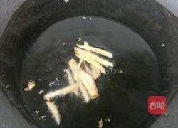 砂锅牛腩柿子的做法图解1
