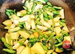 土豆豆角炖南瓜的做法图解6