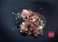 虫草花炒肉的做法图解4