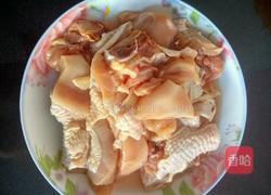 蘑菇炖小鸡的做法图解1