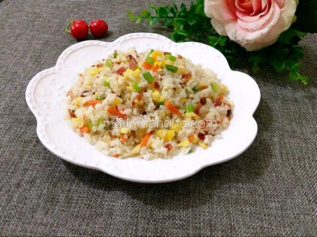 腊肠蛋炒饭