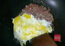 腊肠蛋炒饭的做法图解4