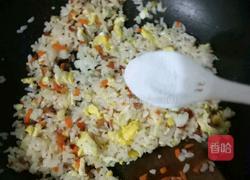 腊肠蛋炒饭的做法图解7