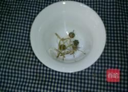 菊花金银花茶的做法图解2
