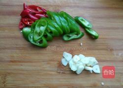 木耳炒芹菜的做法图解5