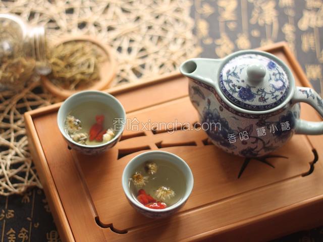 枸杞菊花金银花茶