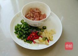 炒香干的做法图解1