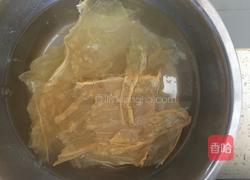 豆腐皮汤的做法图解1