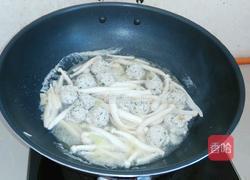 肉丸烩海鲜菇的做法图解6