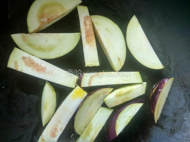 油锅煎茄子