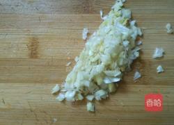 馋嘴蛙的做法图解2