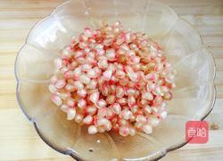 榨石榴汁的做法图解5