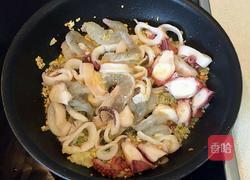 海鲜意面的做法图解4