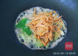 黄花菜炒豆腐的做法图解5